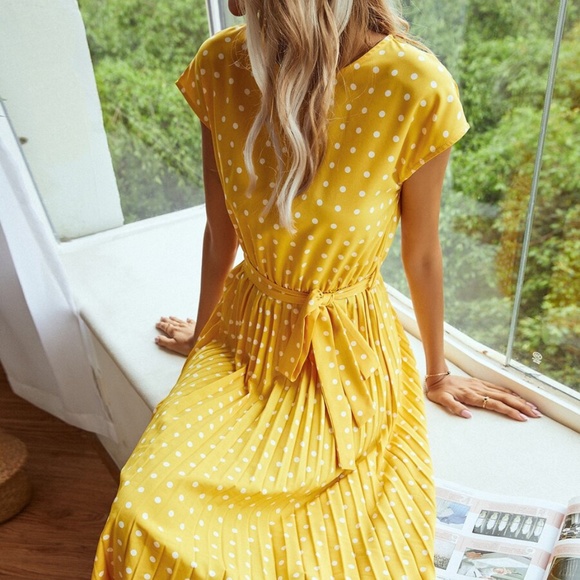 Boho Polka Dot Yellow Belted Pleated Midi Dress - Picture 3 of 7